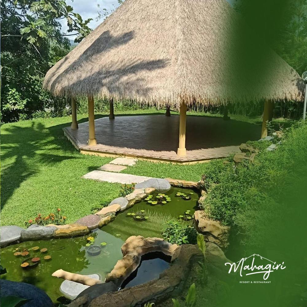 Mahagiri Resort & Restaurant Menanga Exterior photo
