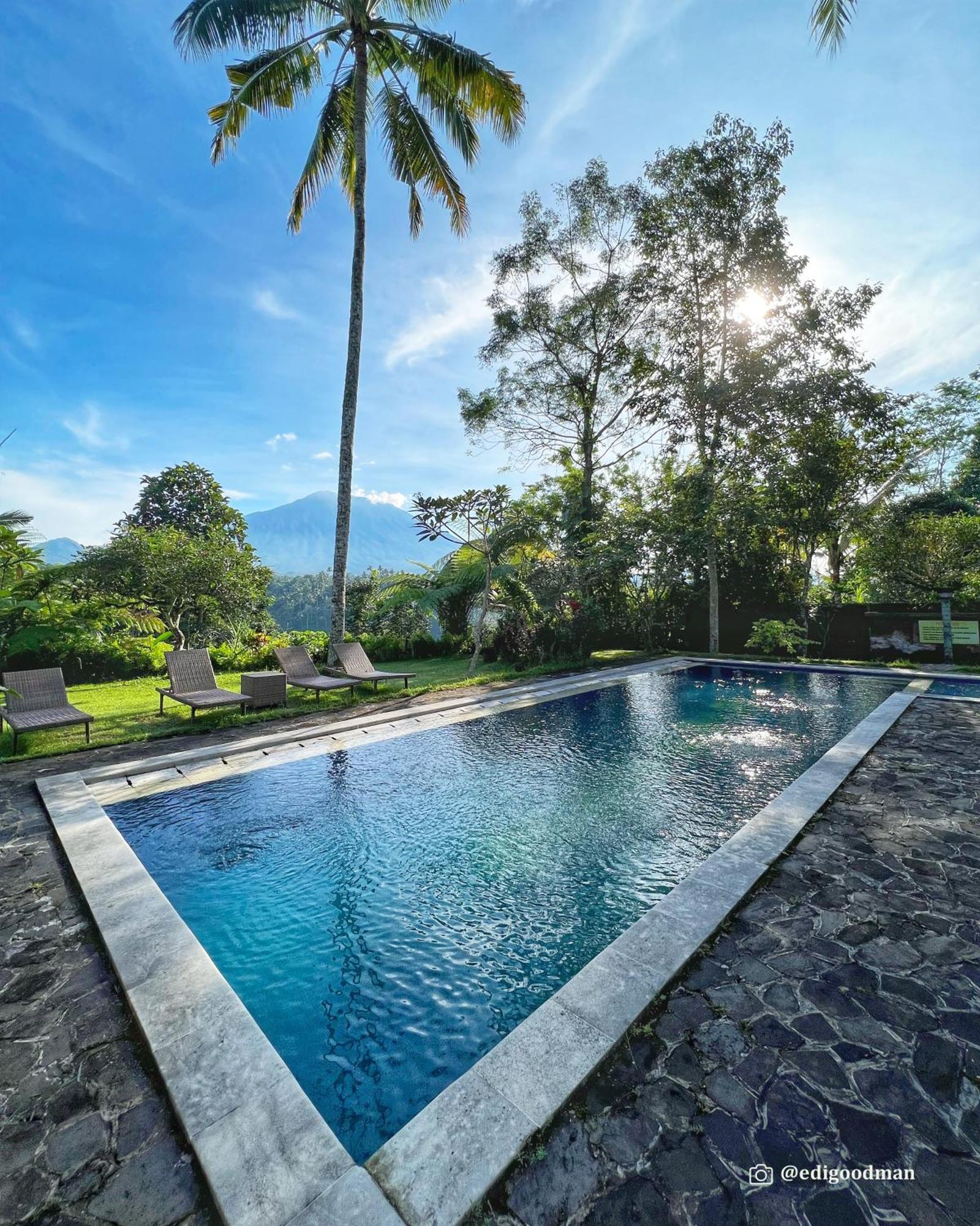 Mahagiri Resort & Restaurant Menanga Exterior photo